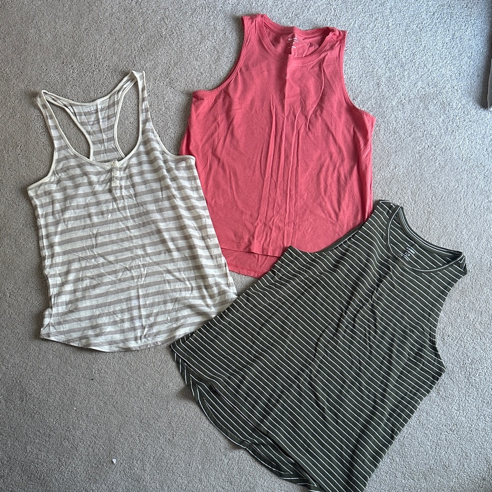 Old Navy Tank Tops - Set of 3 - size S